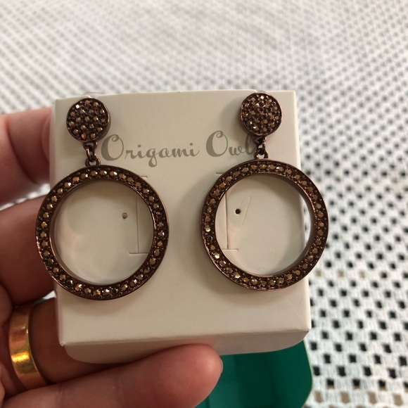 Origami Owl Earrings (NEW) Chocolate Hoop Drop ER1032 - Picture 2 of 4